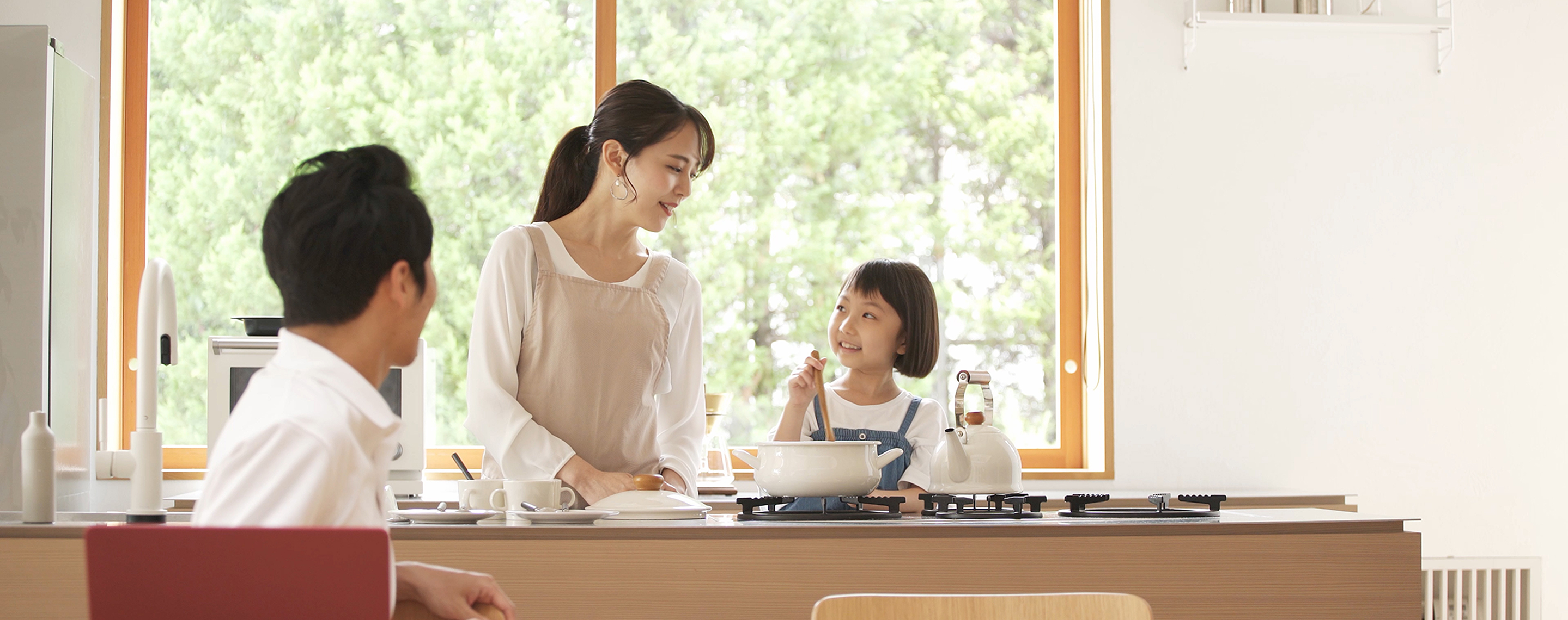 家族団らんの写真